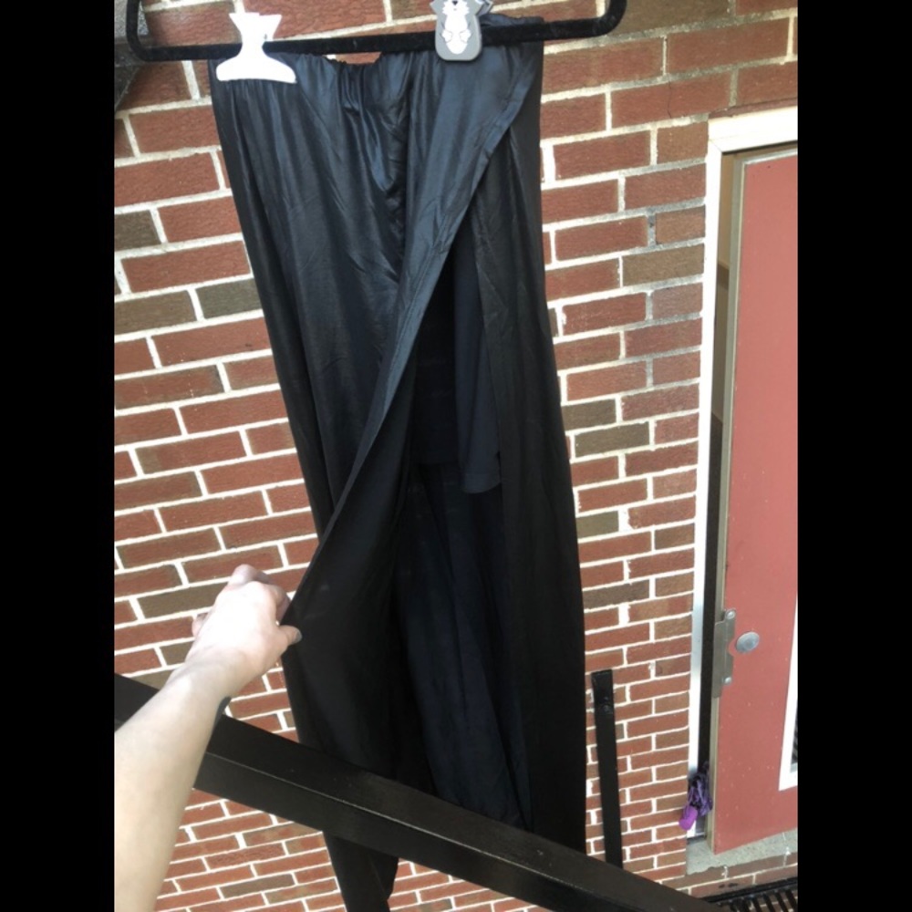Mesh Insert Slit Maxi Skirt